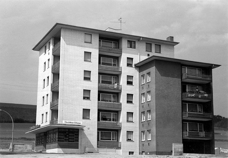 57194.jpg