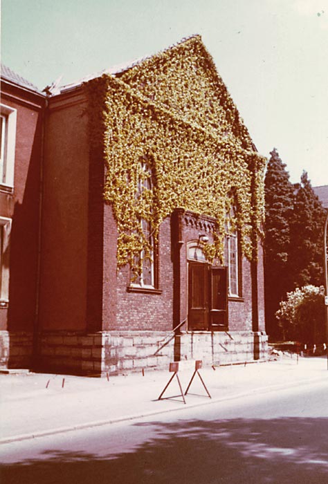 20278_p44.jpg